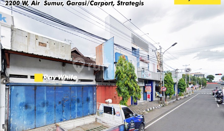 Strategic 3-Story Shophouse for Rent on Jl. Jend. A Yani, Wonogiri 1