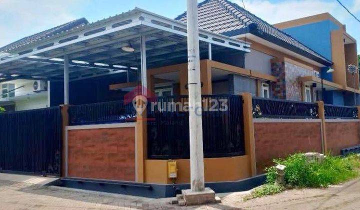 Rumah Bagus Dekat Sekolah Favorit Hwa Ind, Kampus Ub, Polinema 1