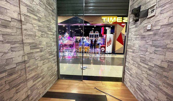 Dijual Turun Harga Stand di Mall Matos Depan Timezone.  2