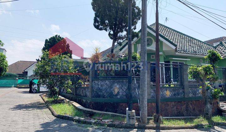 DIJUAL RUMAH CANTIK SIAP HUNI KT 4 KM 3 KOTA MALANG 2