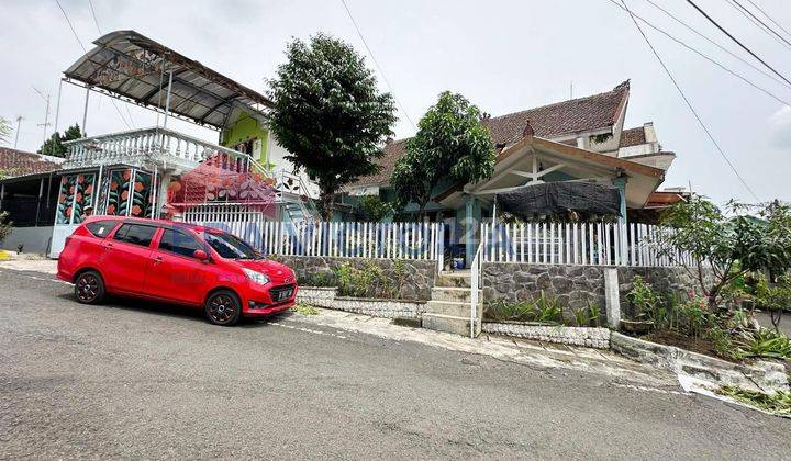 Dijual Rumah Posisi Hook Klojen Kota Malang 1