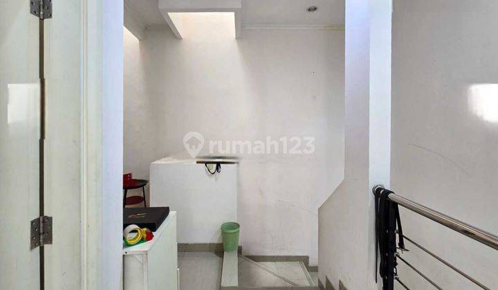 Jual Cepat Rumah 3 Lt, Shm, Tanjung Duren, Jakarta Barat 2