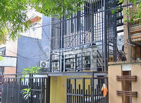 For Sale: Boarding House + Business Space, 3 Floors, in Tanjung Duren Area, Grogol Petamburan, West Jakarta 1