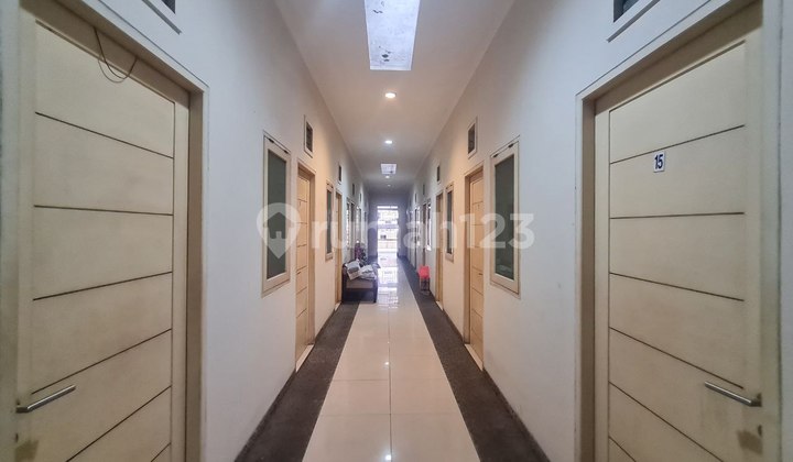 Jual Cepat Rumah + Kost + Toko, 1 Lantai, SHM, di Area Kebon Jeruk, Jakarta Barat Jual Cepat Rumah + Kost + Toko, 1 Lantai, SHM, di Area Kebon Jeruk, Jakarta Barat