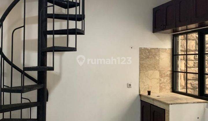 Jual Rumah 2 Lt, Shm, Jl. Tanjung Duren, Jakarta Barat 2