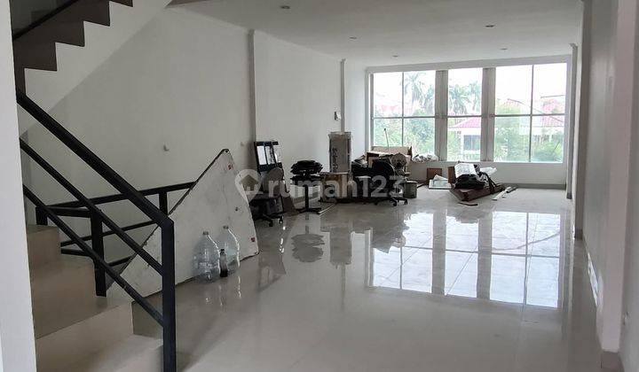 Disewakan atau Dijual Ruko Strategis 4 Lantai, Komplek Greenville, Duri Kepa, Kebon Jeruk, Jakarta Barat 1