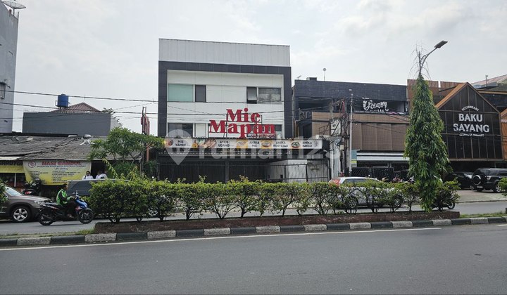 Disewakan Cepat Ruko 4 Lantai Area Strategis Pinggir Jalan Pesanggrahan, Kembangan, Jakarta Barat 1