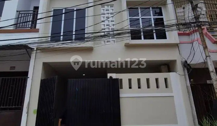 Jual Cepat Rumah Brand New 3 Lantai, SHM, di Jelambar Baru, Jakarta Barat Jual Cepat Rumah Brand New 3 Lantai, SHM, di Jelambar Baru, Jakarta Barat