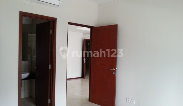 For Rent Royal Mediterania Garden Apartment, 2+1 Bedroom, Unfurnished, @Podomoro City, Tanjung Duren, West Jakarta 2