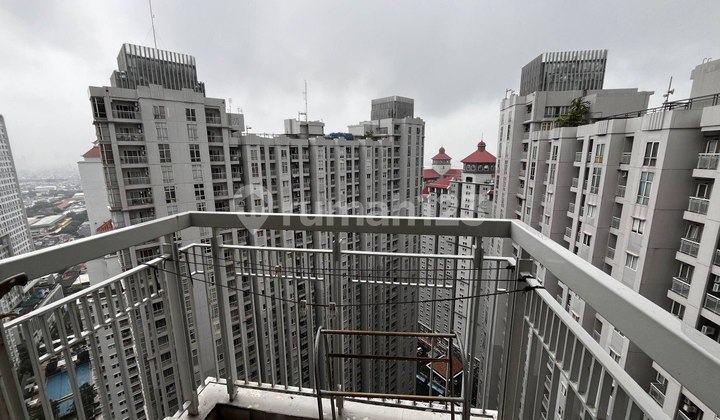 For Rent: Royal Mediterania Garden Apartment, Studio Type, in Tanjung Duren Area, West Jakarta 2