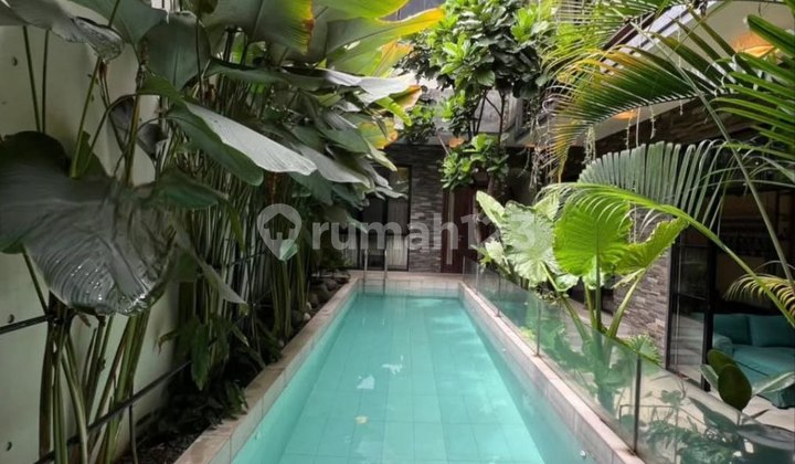 For Sale Rumah Modern Tropical Villa, 3 Lantai + Rooftop, SHM, di Pejaten Barat, Jakarta Selatan 2