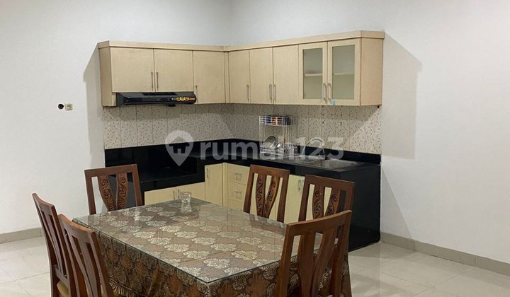 Jual Cepat Rumah Baru Renovasi 3 Lantai, SHM, di Duri Kepa, Kebon Jeruk, Jakarta Barat