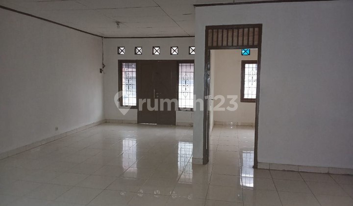 Rumah Lama 1 Lantai, SHM, Lokasi Strategis di Area Joglo, Kembangan, Jakarta Barat 2
