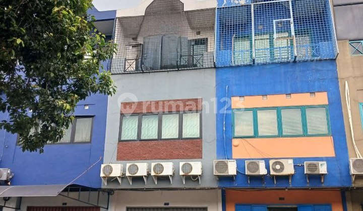 Jual Cepat Ruko 3.5 Lantai, Siap Huni, SHM, di Komplek Daan Mogot Baru, Kalideres, Jakarta Barat