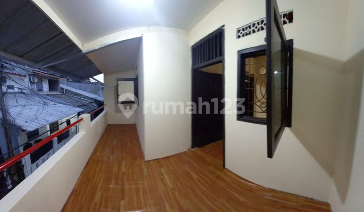Jual Cepat Rumah di Gang Motor area Tanjung Duren, 2 Lantai, SHM, Grogol Petamburan, Jakarta Barat
