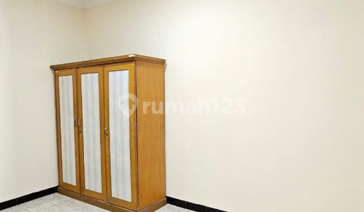 Jual Cepat Rumah Hoek Siap Huni 2 Lantai, di Area Tanjung Duren, Grogol Petamburan, Jakarta Barat 2