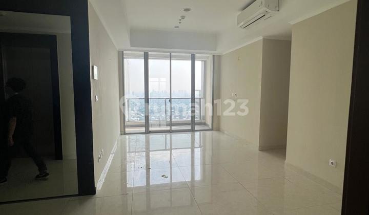 For Sale Condominium Apartment Taman Anggrek Residence, 3+1 Bedrooms, 135m2, Semi-Furnished, Tanjung Duren, West Jakarta