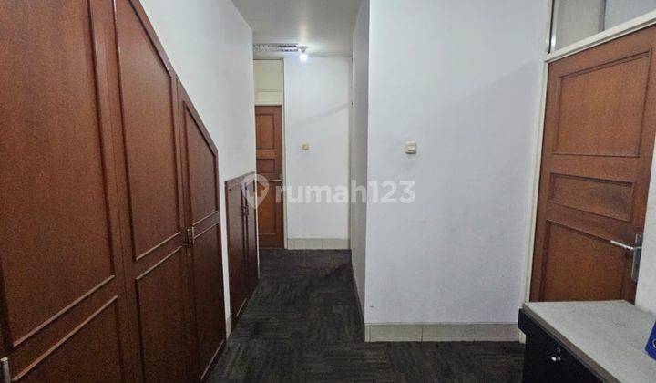 Jual Segera Gedung 2 Lantai Ex Showroom, Meruya Ilir, Srengseng, Jakarta Barat 2