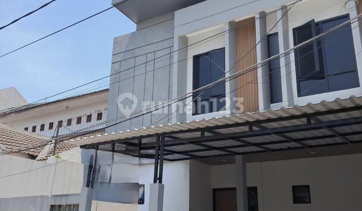 Jual Cepat Rumah Brand New Modern Minimalis 2 Lantai, di Cinere, Depok, Jawa Barat Jual Cepat Rumah Brand New Modern Minimalis 2 Lantai, di Cinere, Depok, Jawa Barat