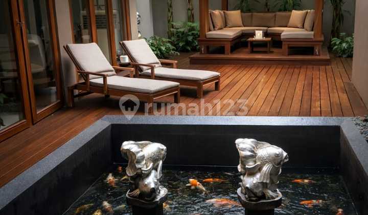 Rumah Cantik 2 Lantai, di Versailles Residence, Area Premium Bsd City, Tangerang Selatan