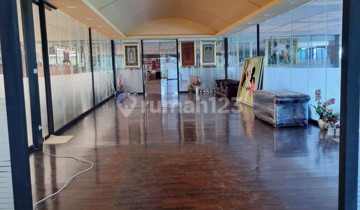 For Sale Rare Unit dan Strategis, Pabrik dan Gudang 1.36 Ha, SHM, di area Kali Angke, Jakarta Barat