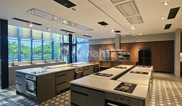 For Sale Modern Industrial Commercial Building Super Strategic on Jl. S. Parman, Slipi, West Jakarta For Sale Modern Industrial Commercial Building Super Strategic on Jl. S. Parman, Slipi, West Jakarta