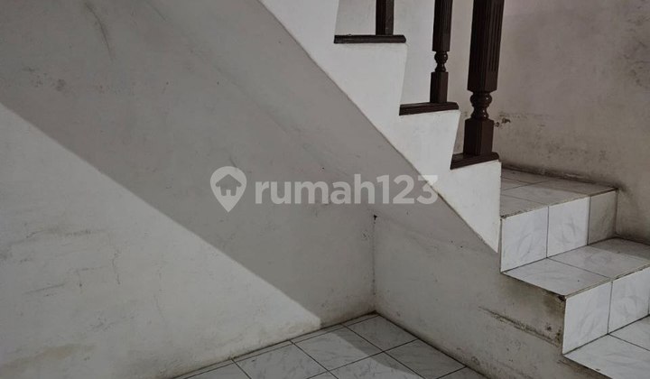Jual Rumah Strategis 2.5 Lantai, SHM, di Area Tanjung Duren, Grogol Petamburan, Jakarta Barat 2