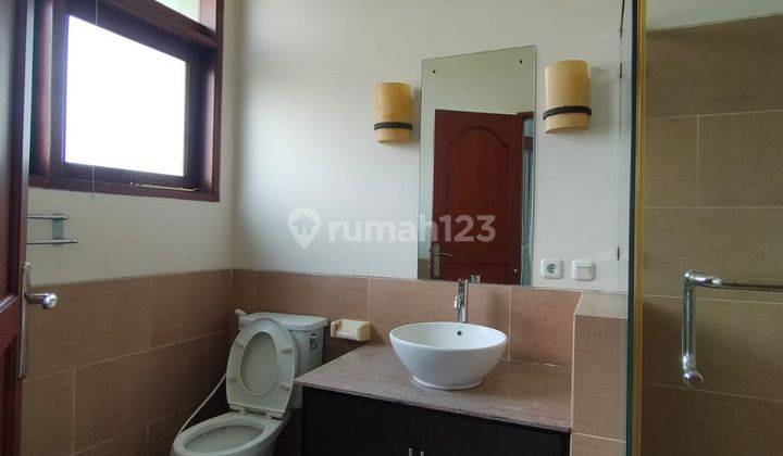 Sewa Rumah Mewah dalam Cluster TB. Simatupang, Jakarta Selatan 2