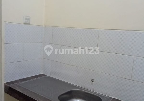 Sell and Rent Brand New 4-Story Shop House, Freehold Certificate, in Gunung Sahari Area, Central Jakarta 2