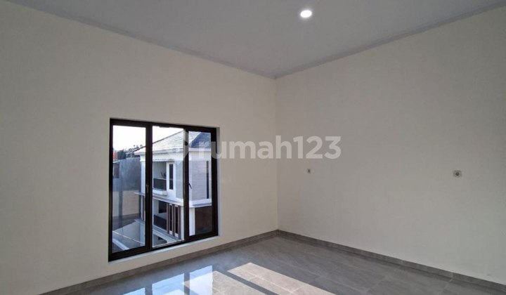 Jual Rumah Brand New 3 Lantai, SHM, di Area Tanjung Duren, Grogol Petamburan, Jakarta Barat 2