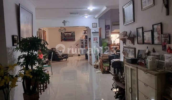 Jual Rumah 2.5 Lantai, Bagus, SHM, Furnished, di Komplek Citra Garden 1, Kalideres, Jakarta Barat Jual Rumah 2.5 Lantai, Bagus, SHM, Furnished, di Komplek Citra Garden 1, Kalideres, Jakarta Barat