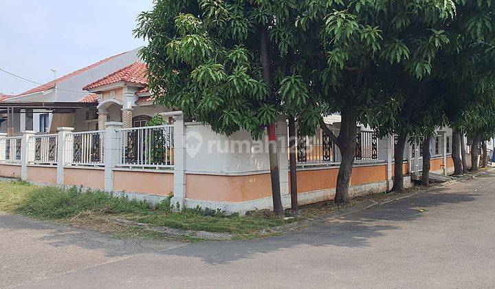 Rumah Hoek Cluster Boulevard Hijau Harapan Indah Bekasi 2