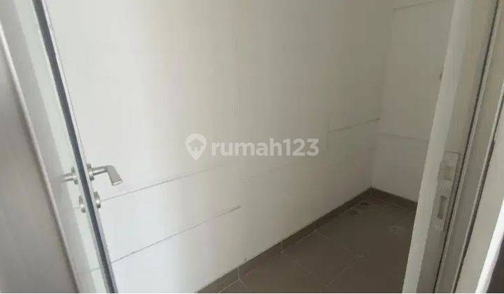 Dijual Rumah 2 Lt 2 Br Hoek Unfurnished HGB Pik 2, Jakarta Utara 2