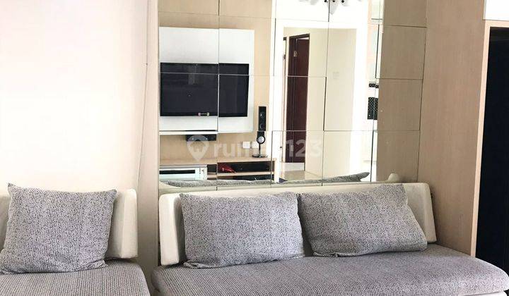 Disewakan 3 BR Apartemen Mediterania Garden Residence 2, Jakarta 1