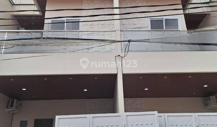 Rumah 2 Lantai Bangunan Baru Dan Kokoh di Pondok Gede, Kota Bekasi 1