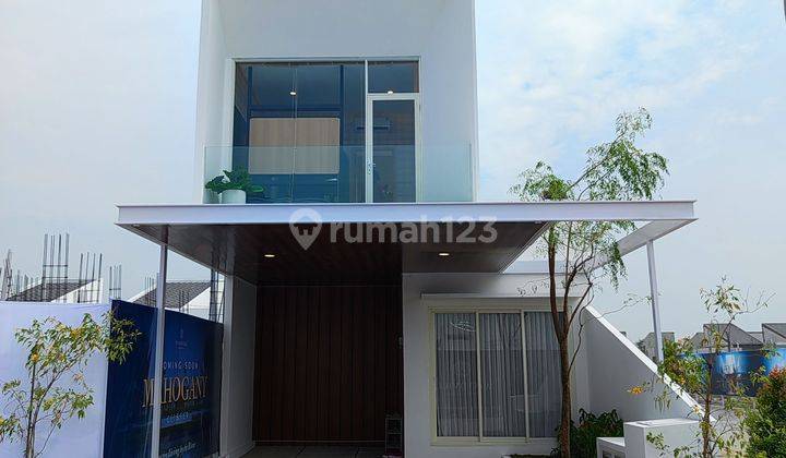 Rumah Sidoarjo Buduran Swimming Pool Minimalis Modern Ala Amerika 1