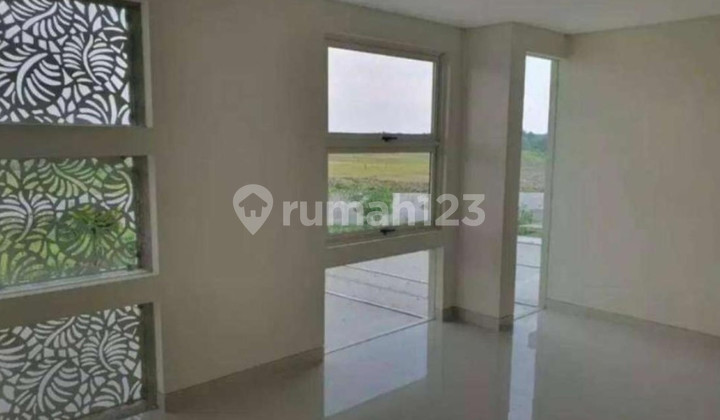 Semi-Furnished House in Grand Island Pakuwon City 2