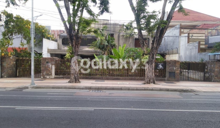 Rumah Besar Raya Darmo Nol Jalan Raya 1