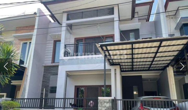 Rumah Terawat di Galaxy Bumi Permai 2 Dekat Raya Merr Rumah Terawat di Galaxy Bumi Permai 2 Dekat Raya Merr