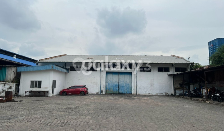 Gudang Besar Siap Pakai di Kalimas Gudang Besar Siap Pakai di Kalimas