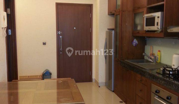 Dijual Apartment Sahid Sudirman 2 BR Semi Furnished Kondisi Bagus 1