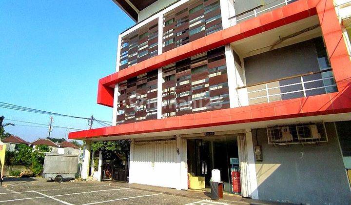 Dijual Gedung Kantor Siap Pakai Ketintang 1