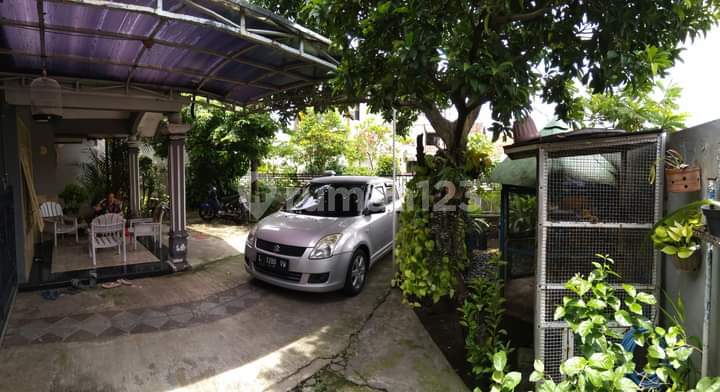 For Sale, Surabaya City Mid-Range House 2