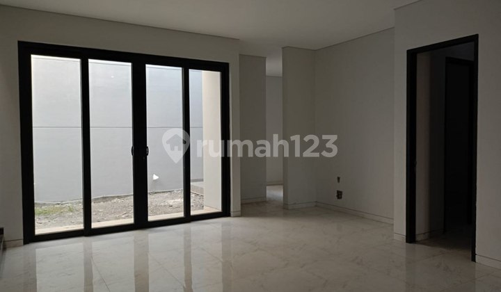 Dijual Rumah Baru Gress Modern Scandinavian House Gayungsari 2