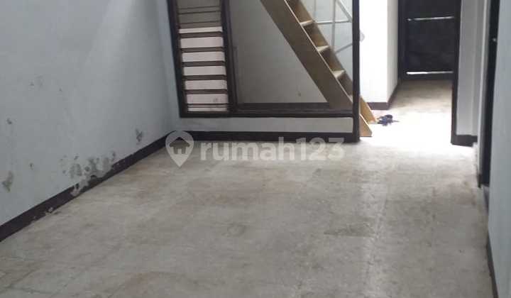 Dijual : Rumah Di Area Sarijadi 2