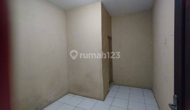 Dijual : Rumah Di Amanda Sumarecon 1