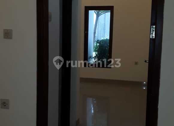 Dijual : Rumah Di Sariwangi 2