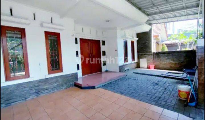 Dijual Rumah 2 Lt Di Batununggal 1