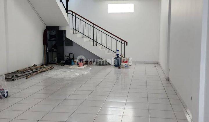 Dijual : Ruko 3,5 Lantai Di Mekarwangi 2