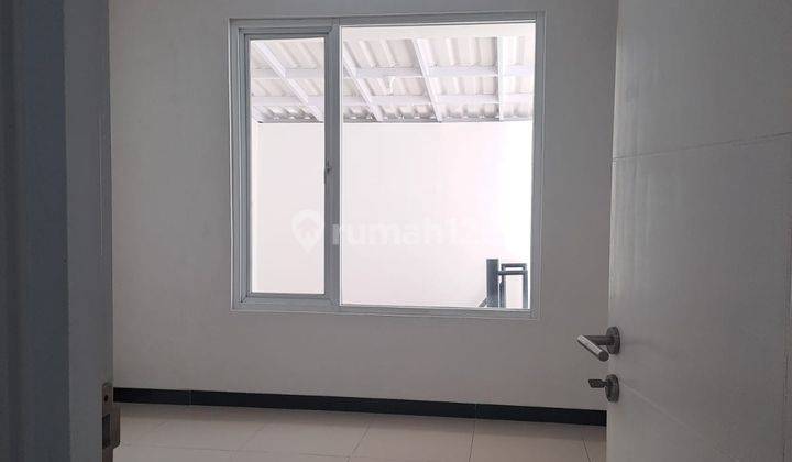 Disewakan : Rumah Di T K I 5 1